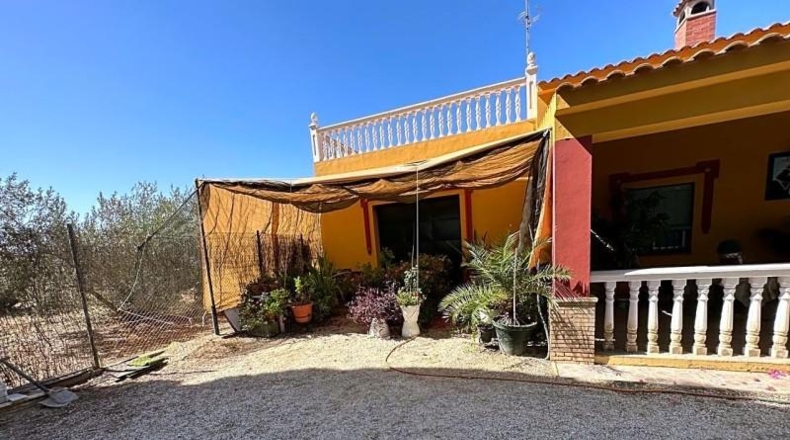 Sevilla - La Puebla de Cazalla - 2250m2