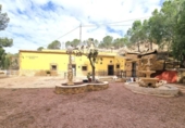 Casa de camp amb terreny en venda a la España, el Pinós, ref.: TR179963 foto