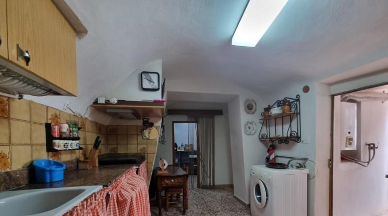 Alicante - Pinoso - 10496m2