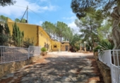 Casa de camp amb terreny en venda a la España, el Pinós, ref.: TR179963 foto