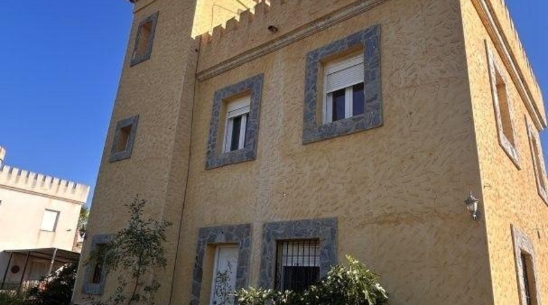 Almería - Cantoria - 400m2