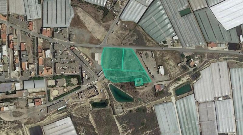 Альмерия - El Ejido - 8400m2