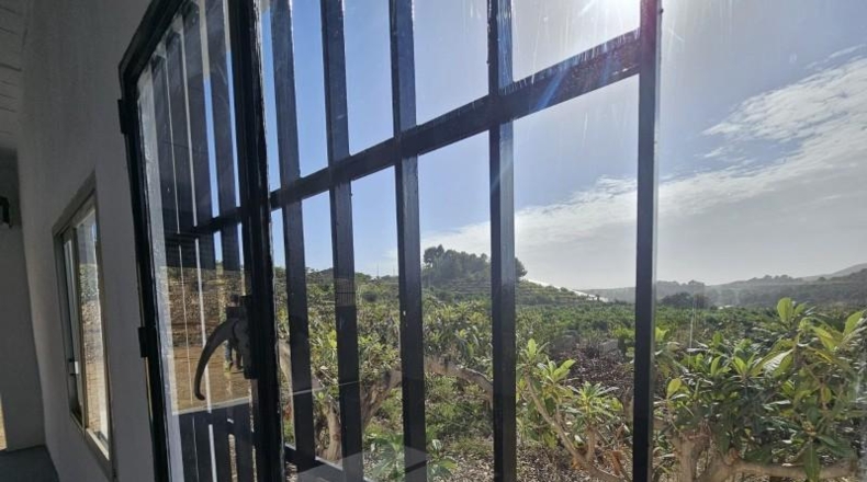 Alicante - Callosa de Ensarriá - 11000m2