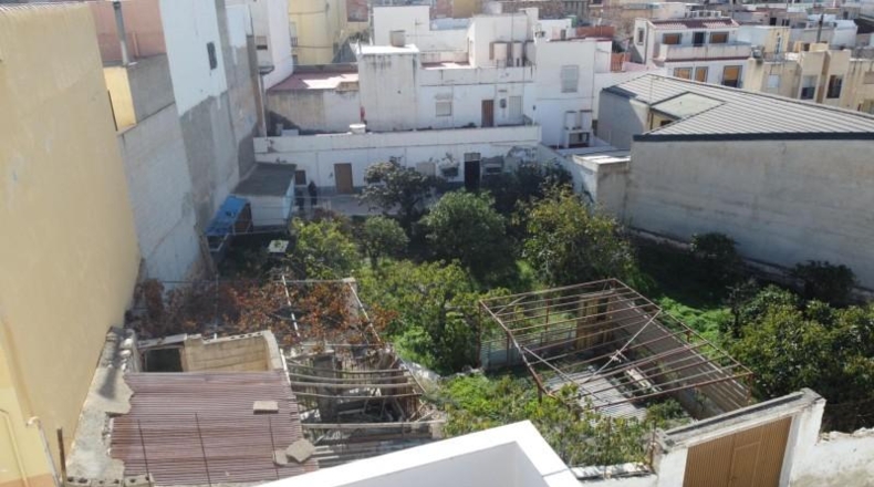 Almería - Macael - 840m2