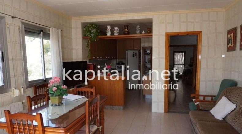 Valencia - Castelló de Rugat - 392m2