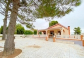Xalet independent amb terreny en venda a la España, Moixent, ref.: TR153558 foto