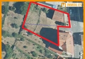 Отдельно стоящий дом с участком на продажу в городе Celanova Фото