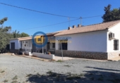 Загородный дом с участком на продажу в городе Lorca Фото