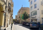 Отдельно стоящий дом с участком на продажу в городе Cambrils Фото