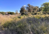 Городская земля под застройку на продажу у города Lliçà de Vall Фото