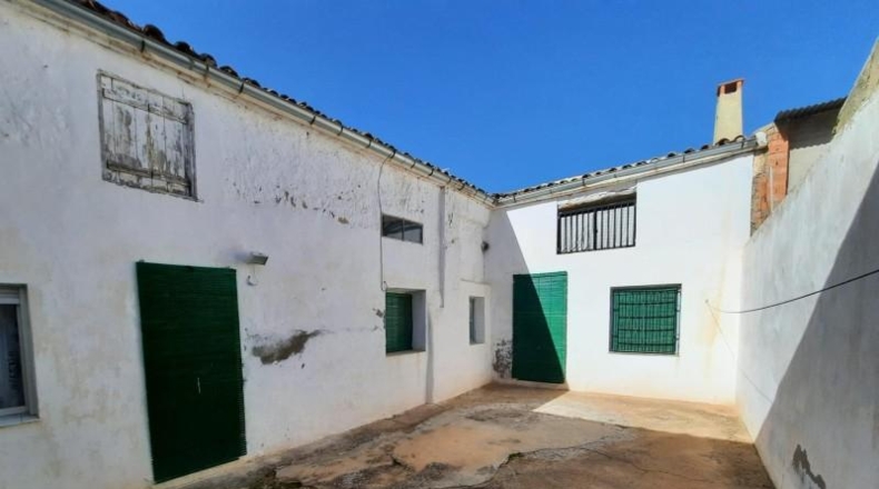 Albacete - Montealegre del Castillo - 306m2