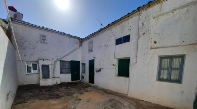 Albacete - Montealegre del Castillo - 306m2