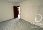 Chalet independiente con terreno en venta en la España, Motril, ref: TR162028 foto