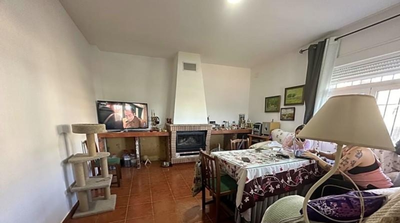 Sevilla - Dos Hermanas - 1850m2
