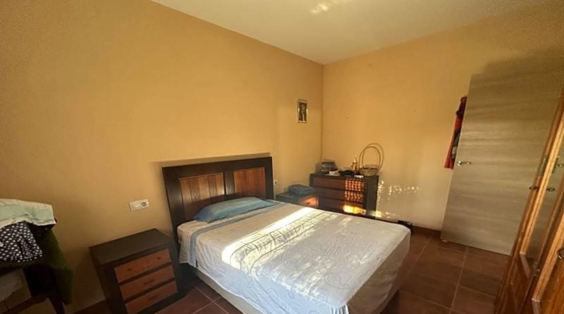 Sevilla - Dos Hermanas - 1850m2