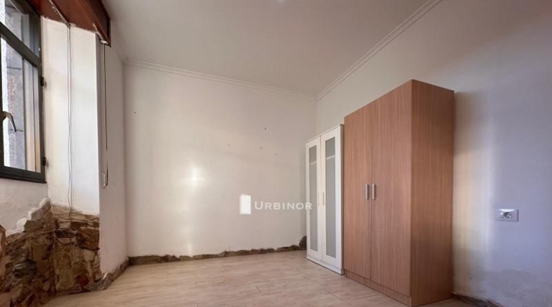 Orense - San Cibrao das Viñas - 500m2