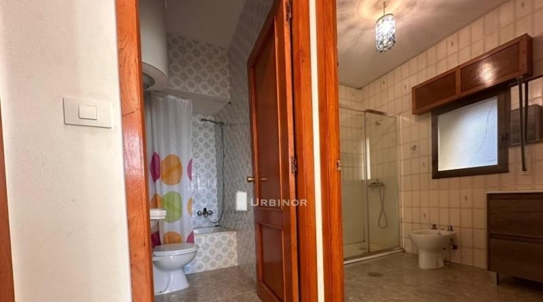 Orense - San Cibrao das Viñas - 500m2