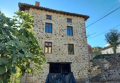 Casa de camp amb terreny en venda a la España, Pesaguero, ref.: TR136051 foto