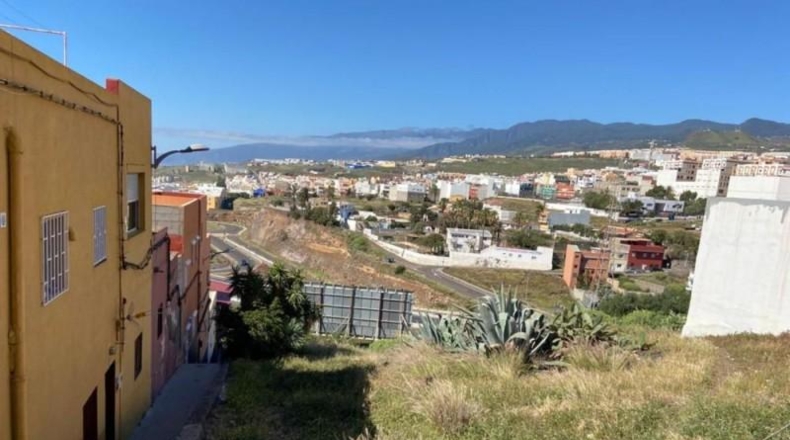 Santa Cruz de Tenerife - San Cristóbal de La Laguna - 1080m2