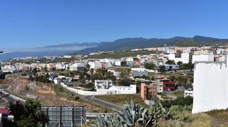 Santa Cruz de Tenerife - San Cristóbal de La Laguna - 1080m2