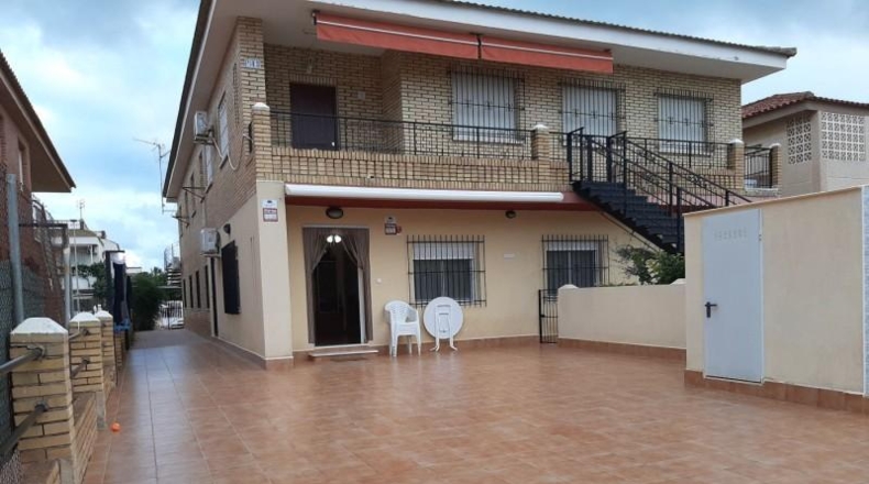 Murcia - Лос-Алькасарес - 90m2