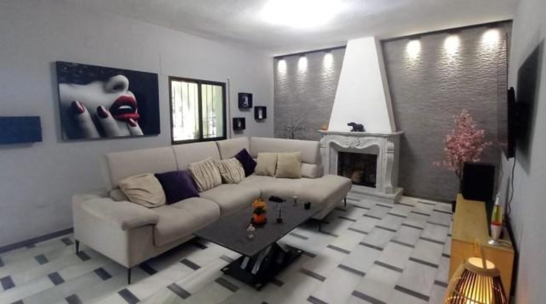 Almeria - Somontín - 424m2