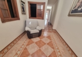 Дом с участком на продажу в городе San Bartolomé de la Torre Фото