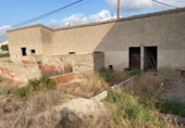 Загородный дом с участком на продажу в городе Lorca Фото