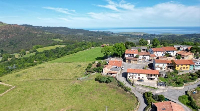 Cantabria - Fresnedo - 1098m2