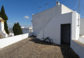 Дом с участком на продажу в городе Chiclana de la Frontera Фото