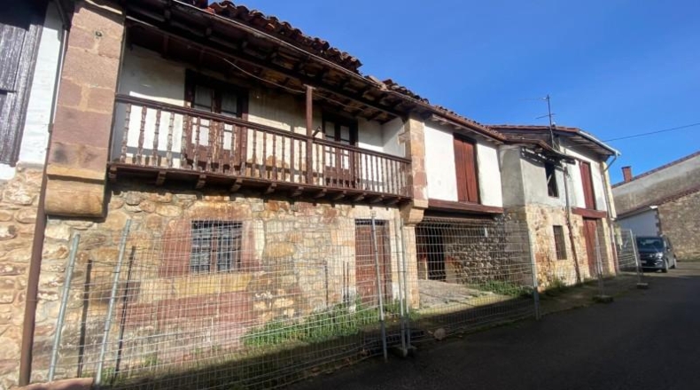 Cantabria - Cabezón de la Sal - 984m2