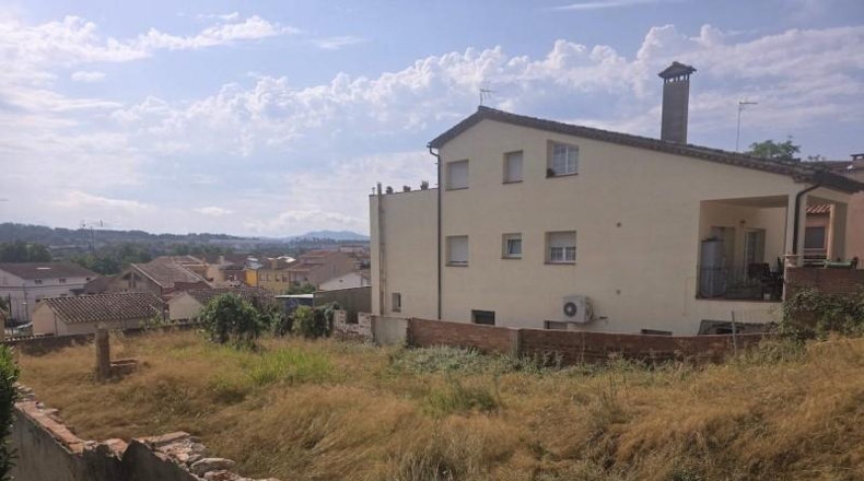 Barcelona - Lliçà d'Amunt - 488m2