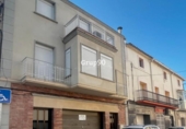Дом с участком на продажу в городе Puigverd de Lleida Фото