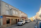 Дом с участком на продажу в городе Puigverd de Lleida Фото