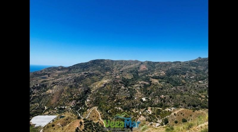 Granada - Almuñécar - 13700m2