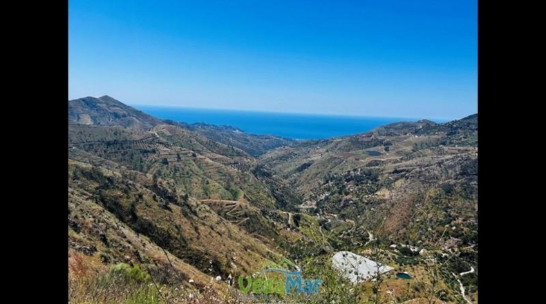 Granada - Almuñécar - 13700m2
