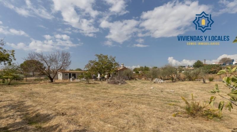 Granada - Peligros - 1690m2