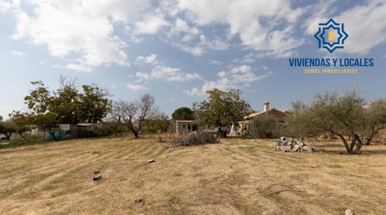 Granada - Peligros - 1690m2