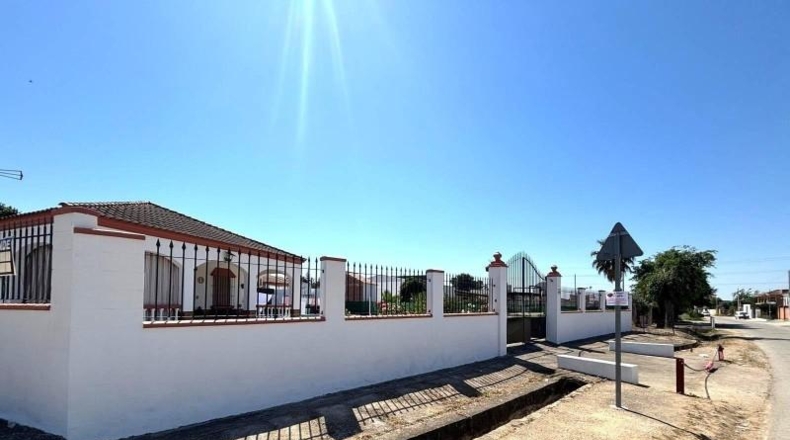 Seville - Villaverde del Río - 819m2
