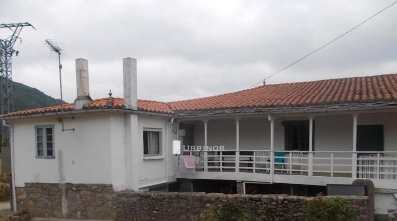 Orense - O Castro de Caldelas - 433m2