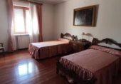 Дом с участком на продажу в городе Guardo Фото