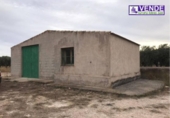 Отдельно стоящий дом с участком на продажу в городе Salinas Фото
