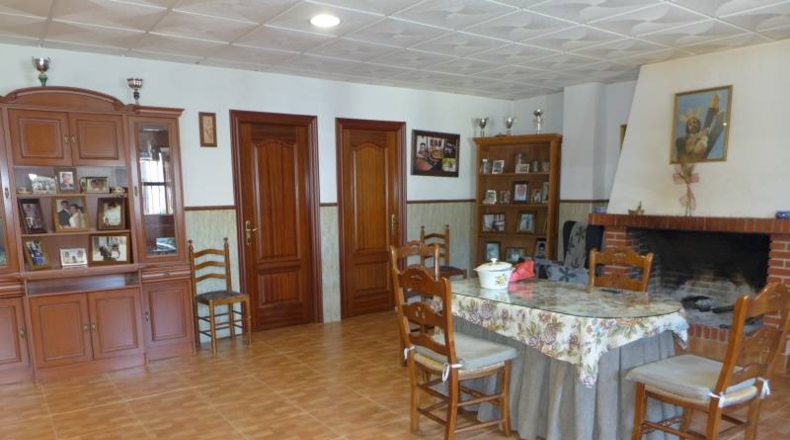 Córdoba - Baena - 1084m2