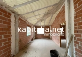 Дом с участком на продажу в городе Barxeta Фото