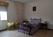 Загородный дом с участком на продажу в городе Lorca Фото