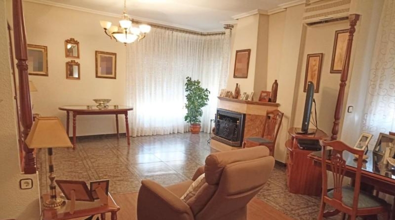 Jaén - Mengíbar - 366m2