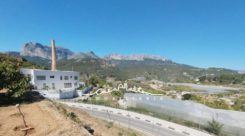 Alicante - Callosa de Ensarriá - 1150m2