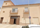 Xalet independent amb terreny en venda a la España, Lebrija, ref.: TR304926 foto