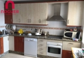 Дом с участком на продажу в городе Кордова Фото