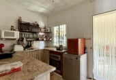 Chalet independiente con terreno en venta en la España, Las Cabezas de San Juan, ref: TR245439 foto